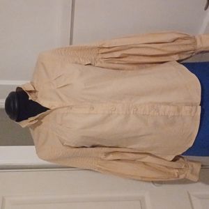 BCBG Maxazria beige balloon sleeve button up top with removable collar